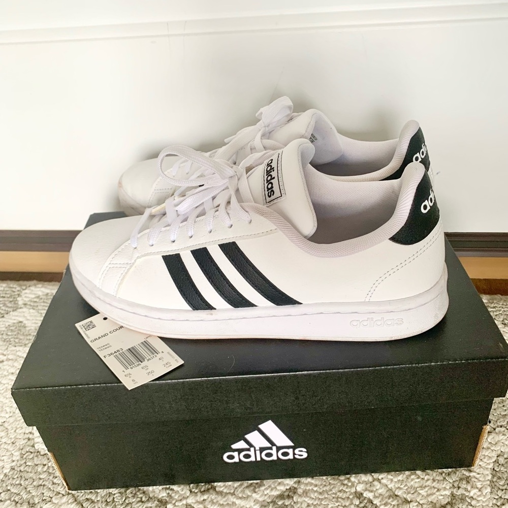 Adidas Grand Court Cloudfoam Women’s Sneaker Size 8